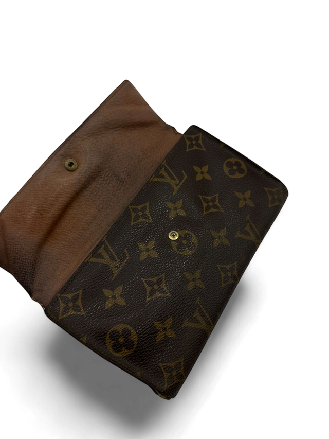 Louis Vuitton Sarah Wallet