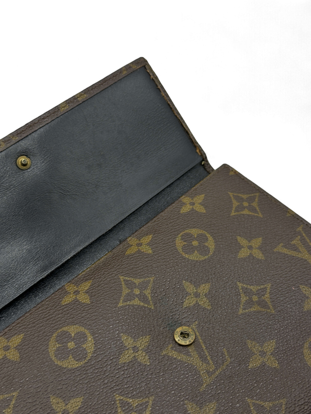 Louis Vuitton Black Wallet